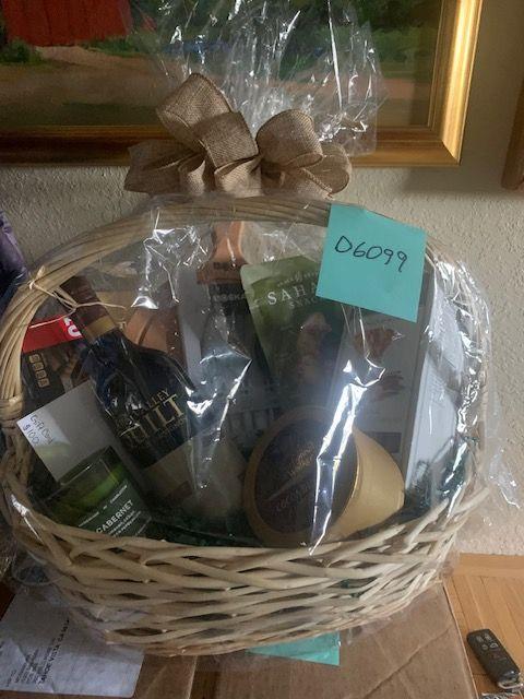Gift Basket of Wine & Goodies