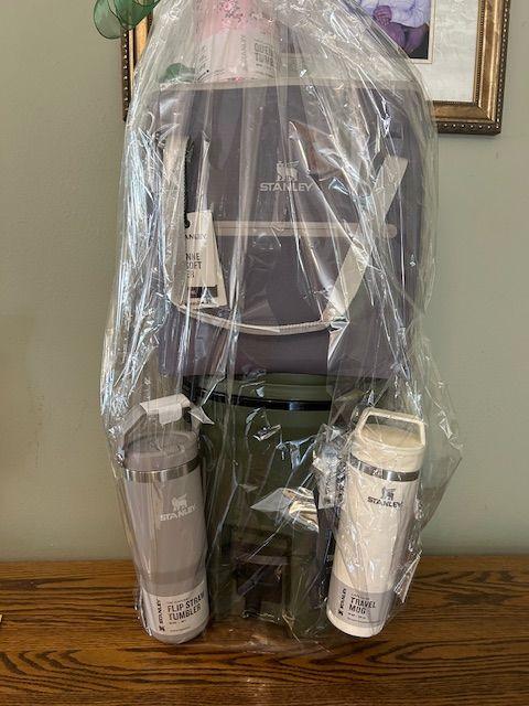 Stanley Basket / Hollow Hills Elementary