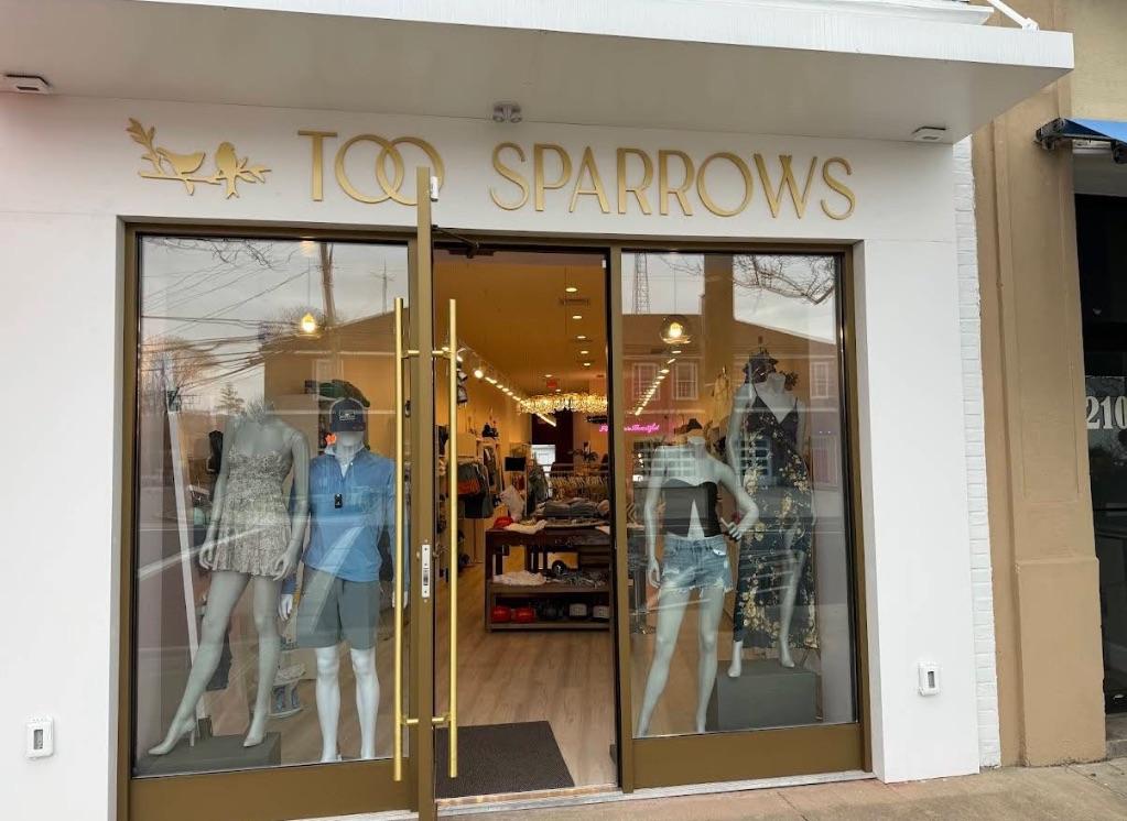 $100 Gift Card for a Chic Style at Two Sparrows Fash...