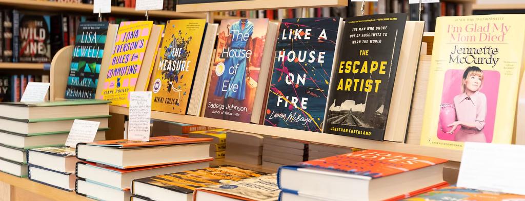 $30 Gift Card to Athena Books 📚