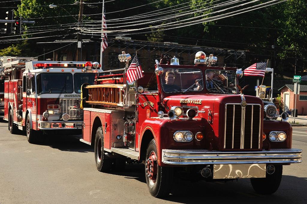 A Fire Truck Ride for a Family of 5 during Memorial ...