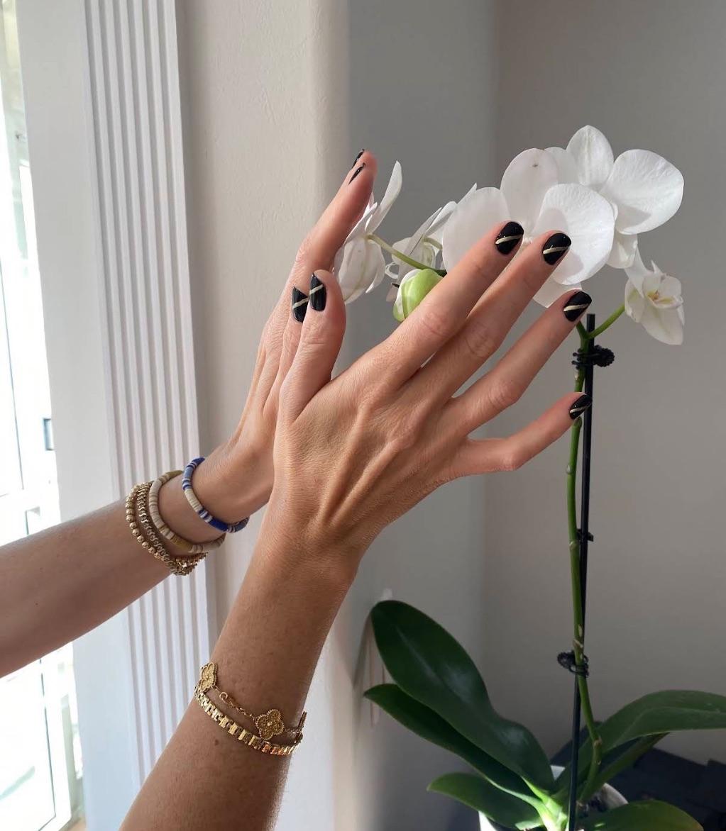 $20 Gift Card for a Regular Manicure at Pretty Nails...