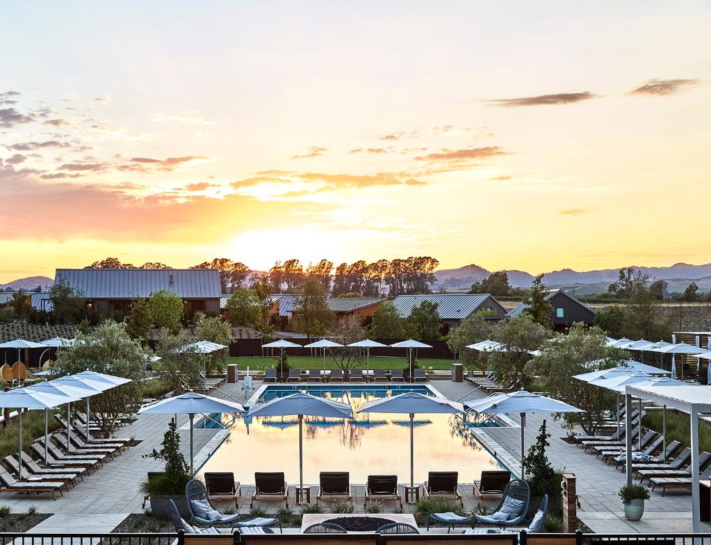 LIVE AUCTION: Luxury Carneros with Congressman Thomp...