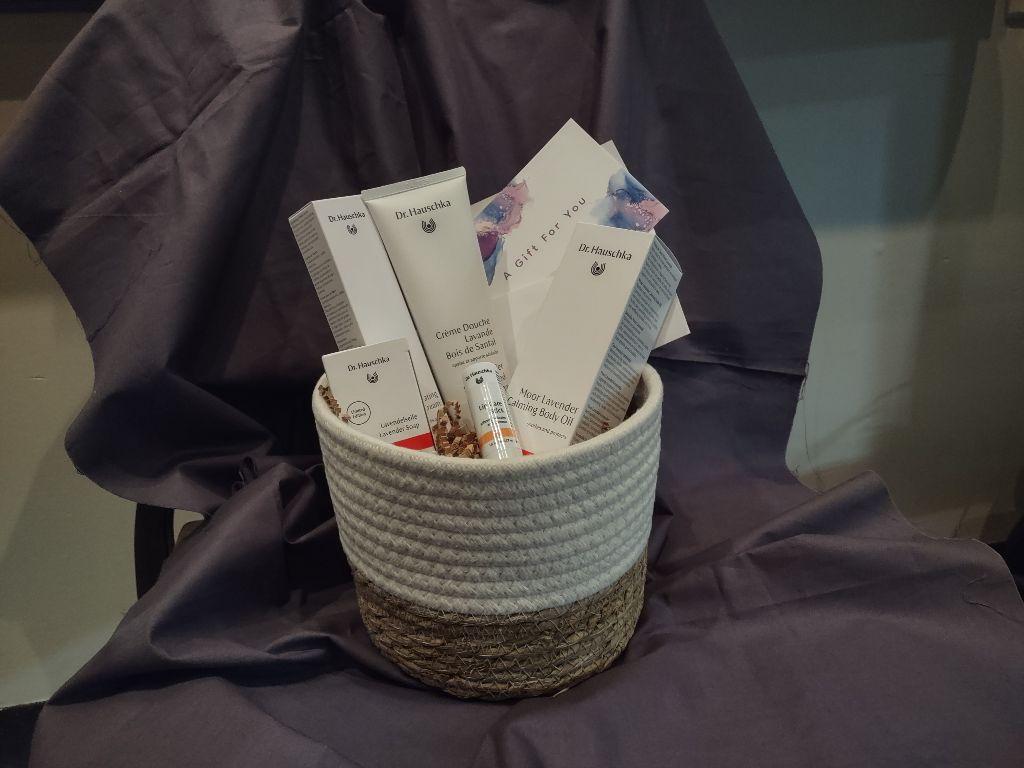 Zoetic Salon Facial Gift Basket