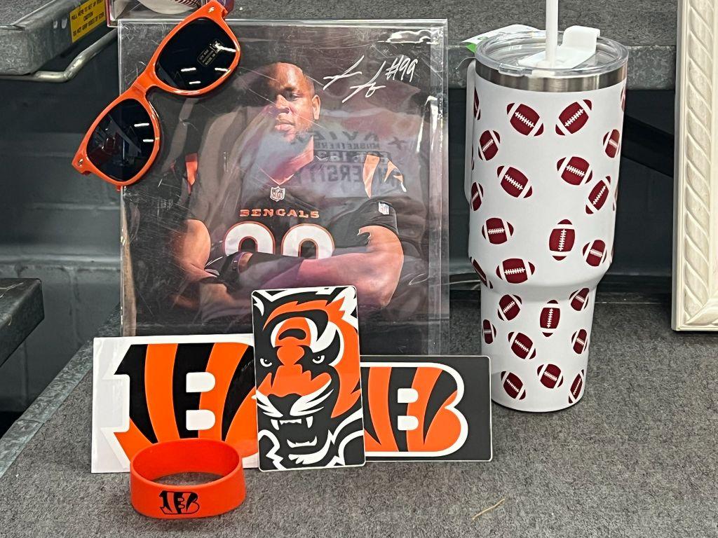 Myles Murphy Autographed Photo and Sunglasses, Stick...