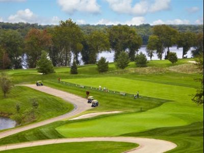 Golf Foursome at River Creek