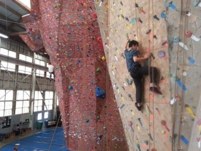 Mission Cliffs - 2 Climbing Classes/Day Passes