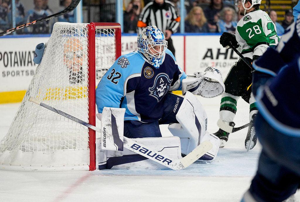 Milwaukee Admirals Tickets + Potawatomi Casino Hotel...