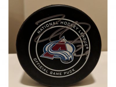 Nathan McKinnon signed Hockey Puck