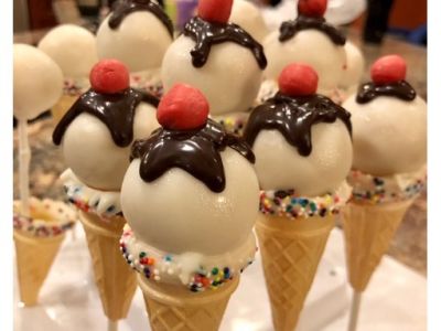 Homemade Custom Cake Pops