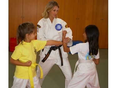 Dawn Barnes Karate Classes