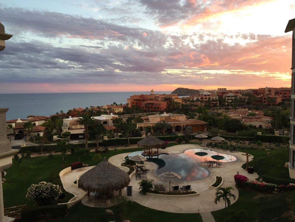 5 Nights In Ocean Front Condo in Cabo San Lucas, Mexico