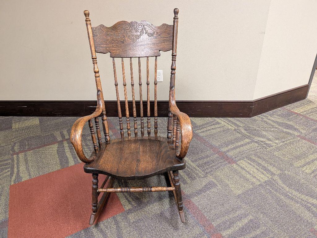 Vintage Rocking Chair!