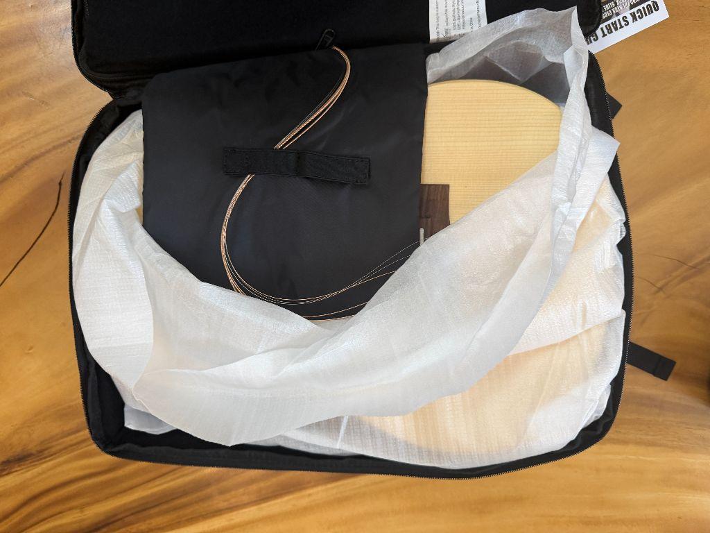 Journey Instruments - Travel Guitar