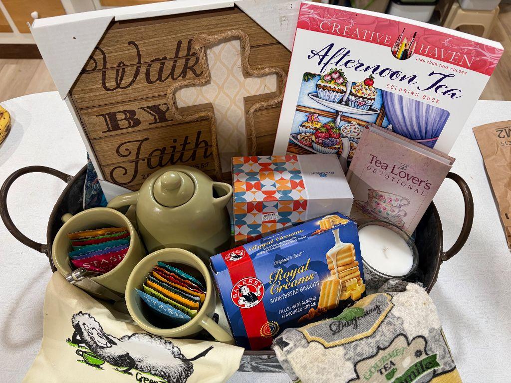 Tea lovers basket