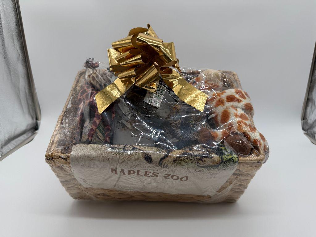Naples Zoo Gift Basket and Family Four (4) Pack