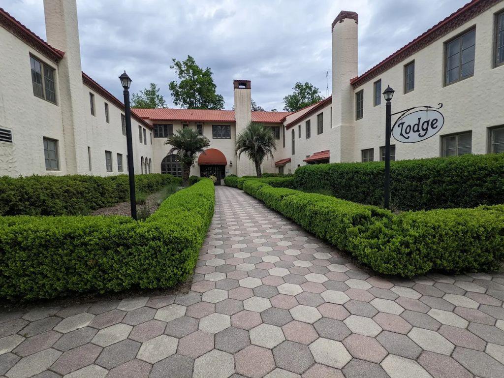 Two (2) Night Stay for Two (2) Guests at Wakulla Spr...