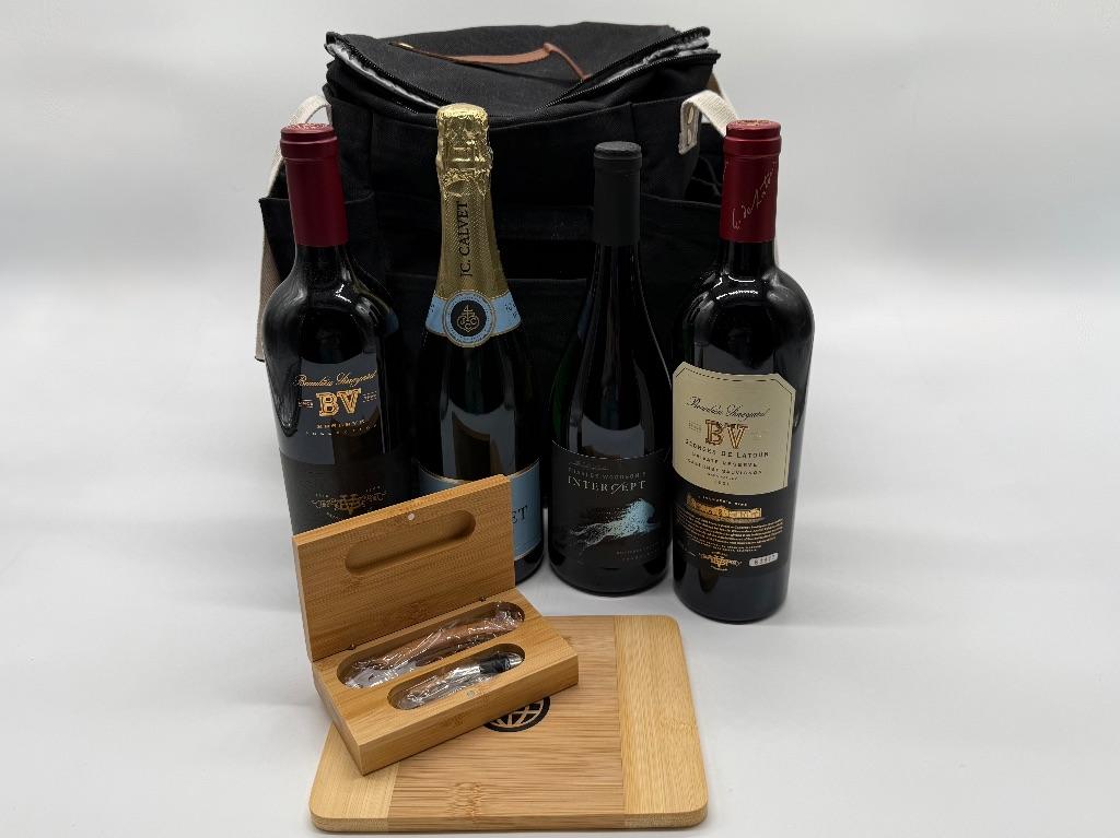 Wine tote with Wine and accessories