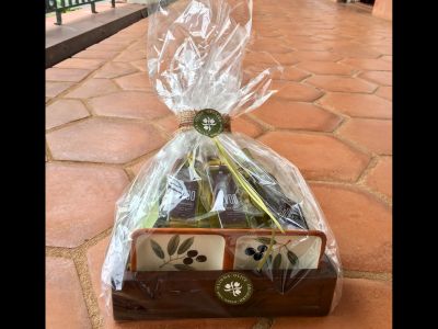 3 Bottles of Olinda Olive Oil (Cold Pressed), Tasting Platter and Kitchen Towel