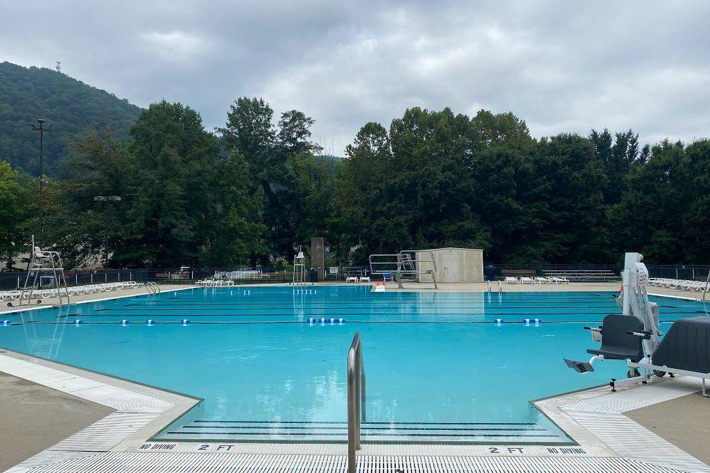 Sylva Outdoor Pool Membership