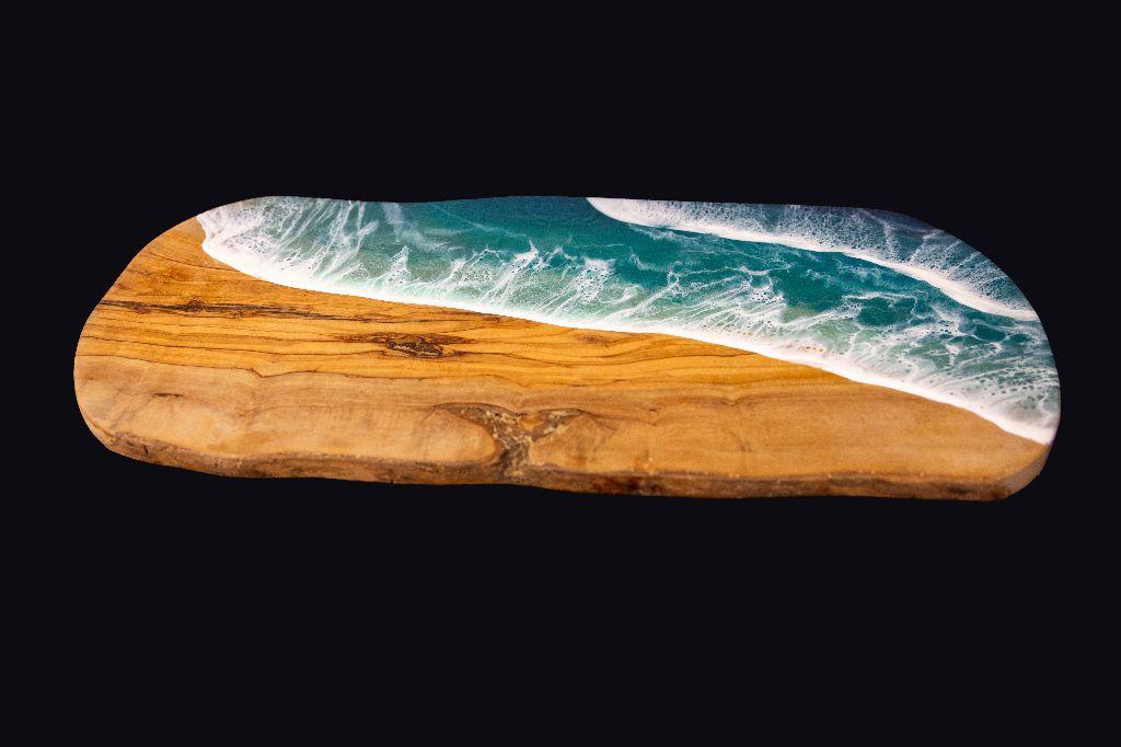 Wood & Resin Cutting Board