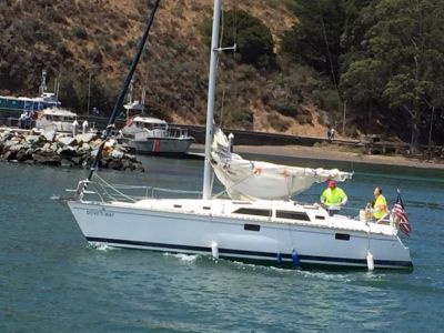 Sailing Excursion With Lunch For Four People