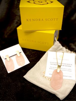 Kendra Scott Drop Earrings and Necklace In Rose Quartz