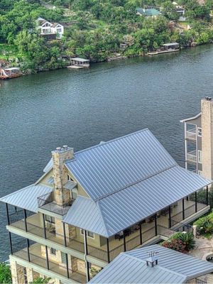 Lake House in Marble Falls - Five Bedrooms