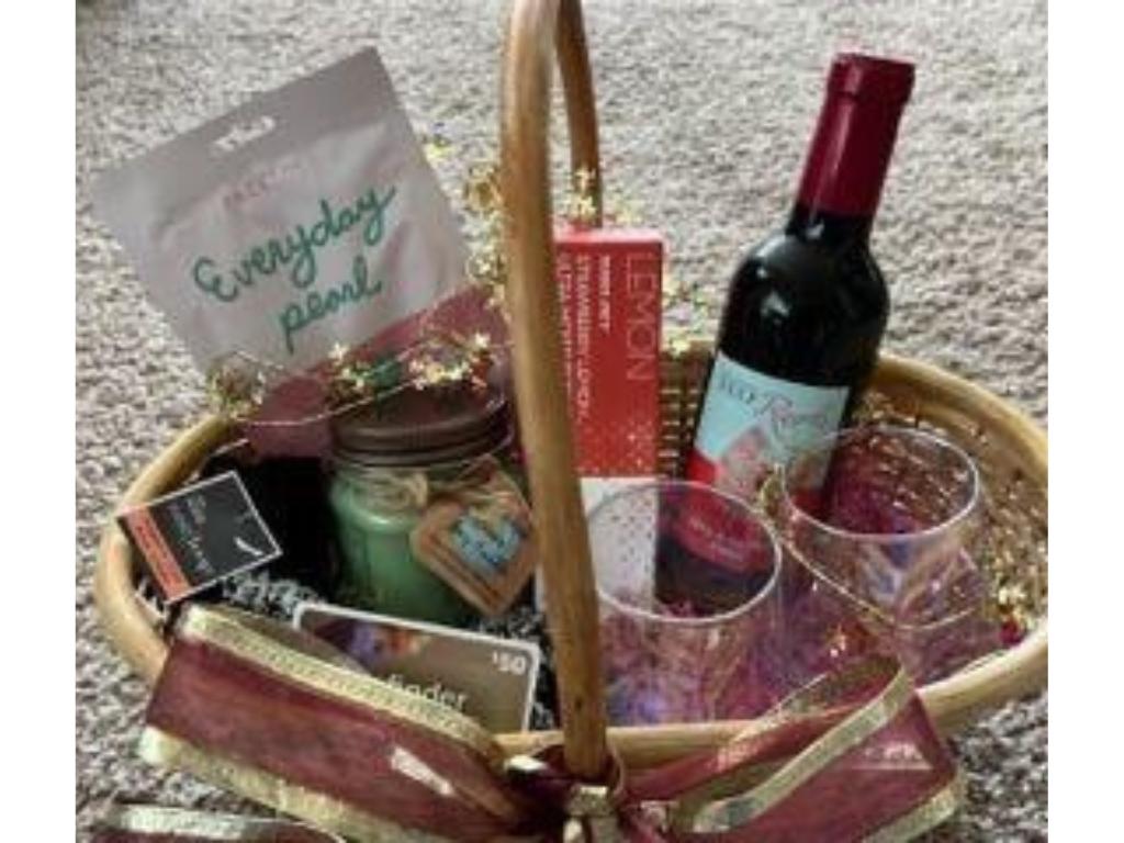 Personal Spa Day Basket w/Spafinder Gift Card