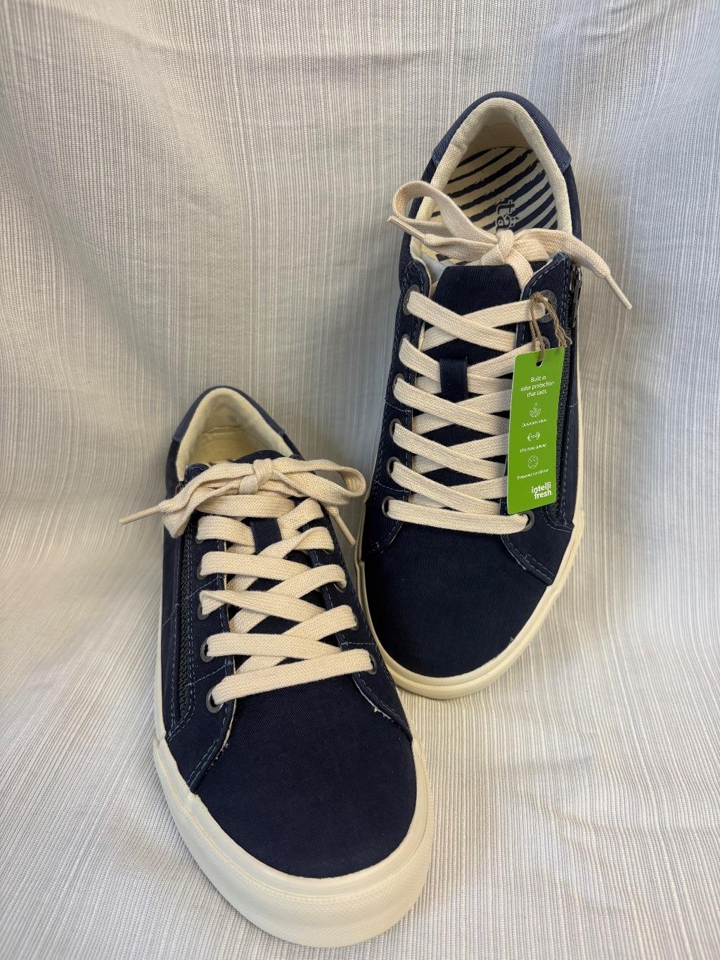 Ladies Taos Tennis Shoes