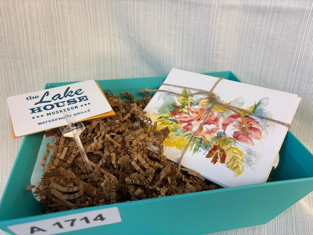 The Lake House & Note Cards