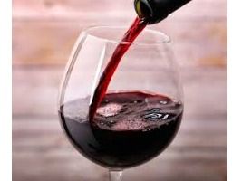 4 complimentary Wine Tastings & Logo Wine Tank Top