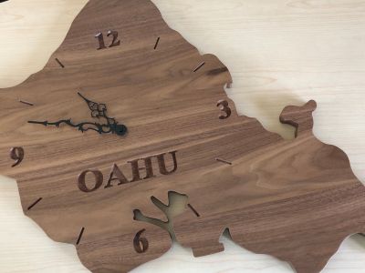 WOODEN CLOCK - OAHU