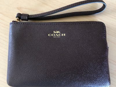 COACH - BROWN LEATHER WRISTLET