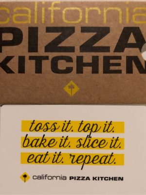 CALIFORNIA - PIZZA - KITCHEN