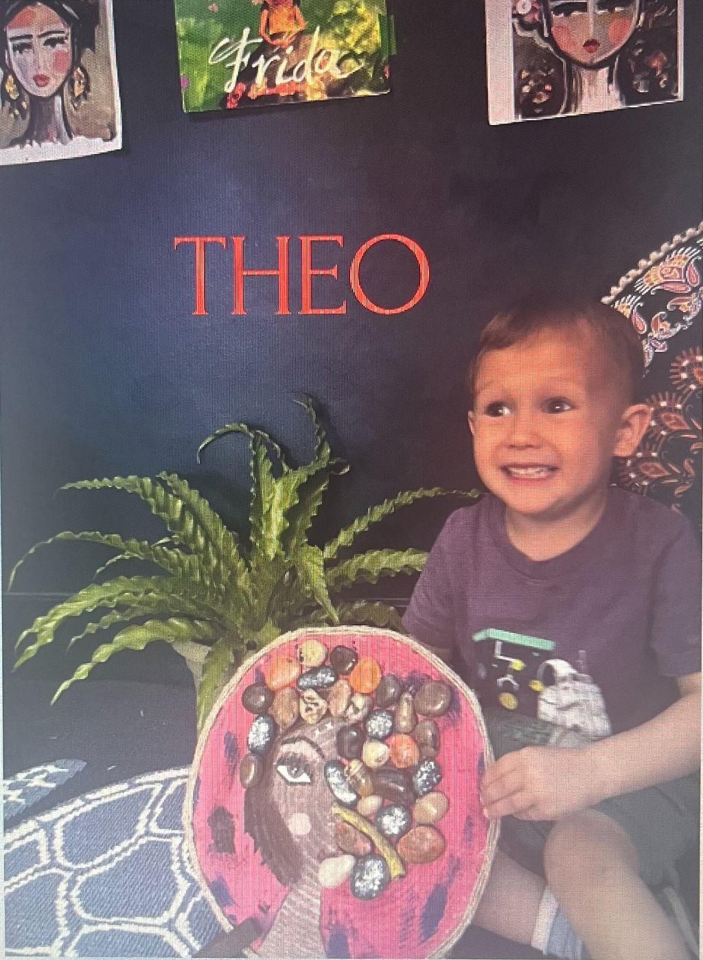 Student Art-Saltamontes-Theo