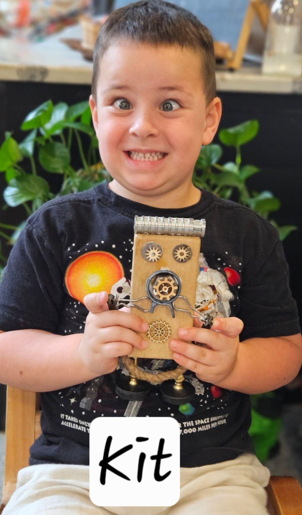 Student Art-Abejas-Kit