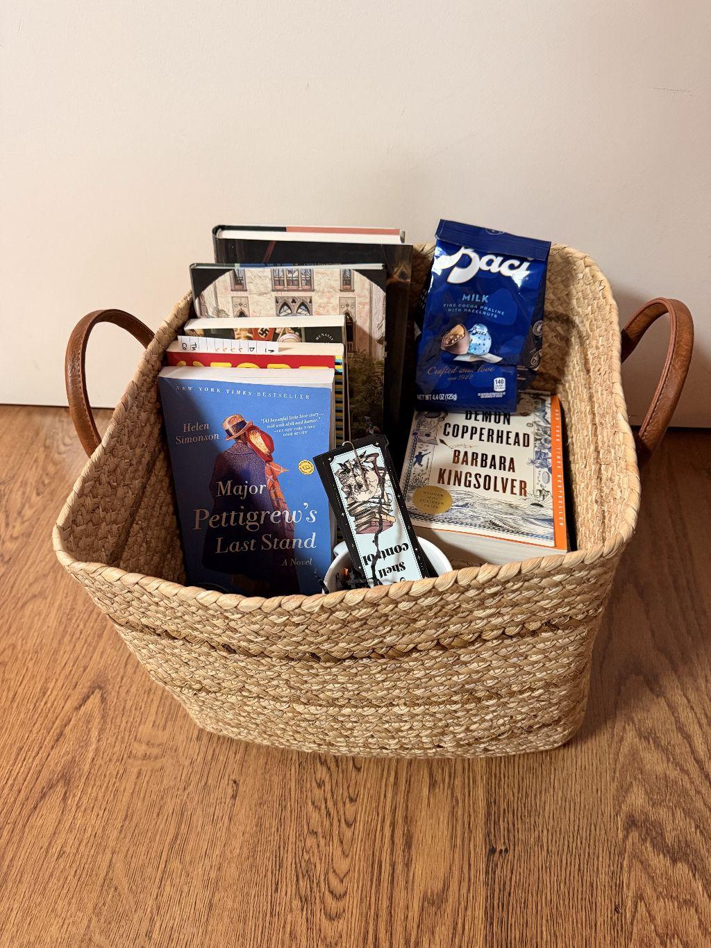 Cozy Up and Read - Book Basket