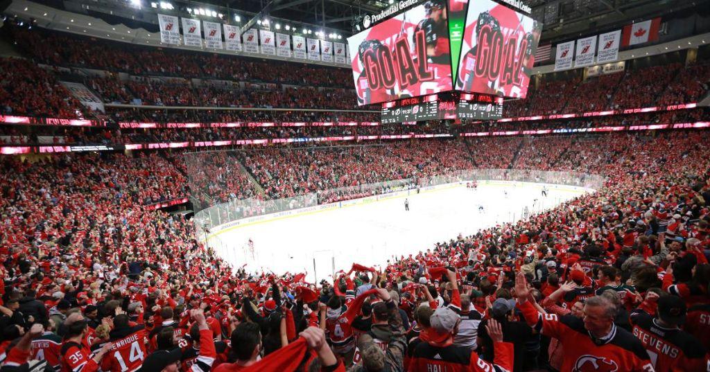The Devils from Center Ice Luxury Box (Six Tickets)
