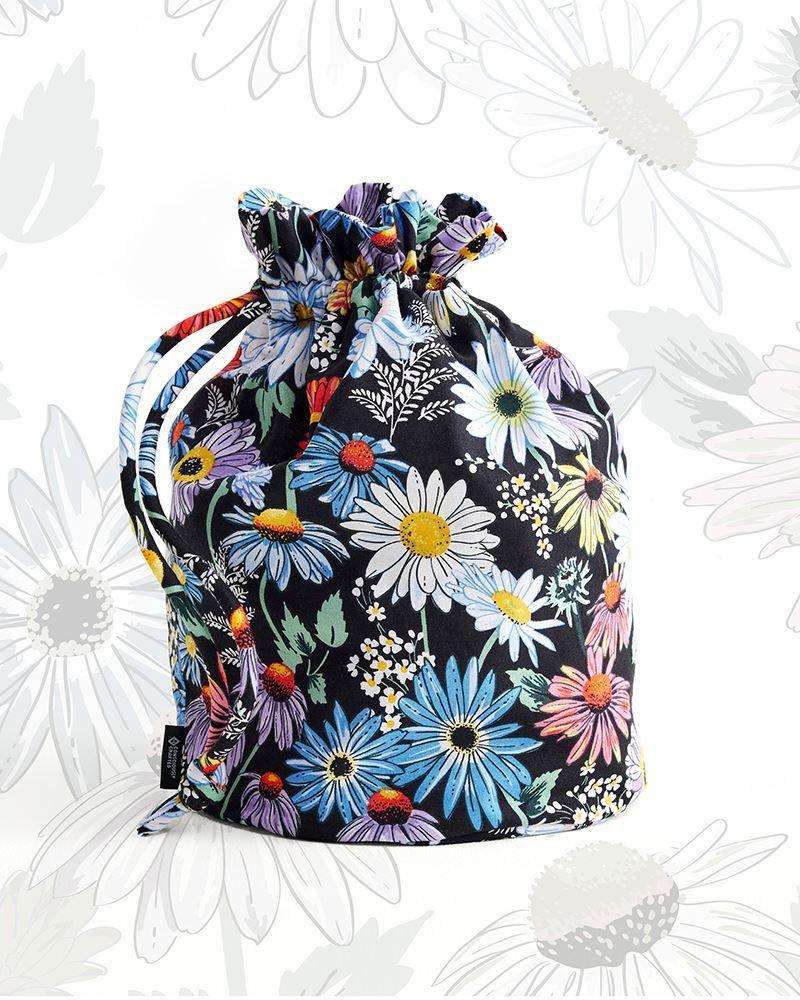 Vera's Ditty Bag &  Cosmetic Set