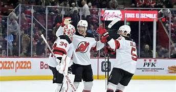 New Jersey Devil  Goaltender Jake Allen signed puck