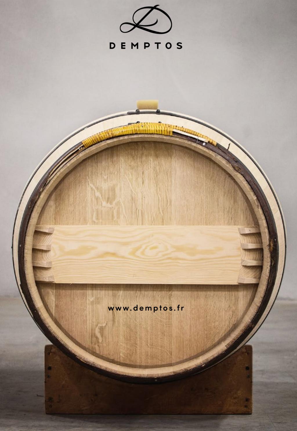 Demptos USA Personalized oak wine barrel head