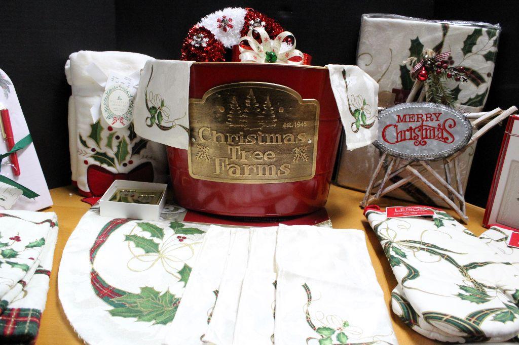 Holiday Merriment Basket