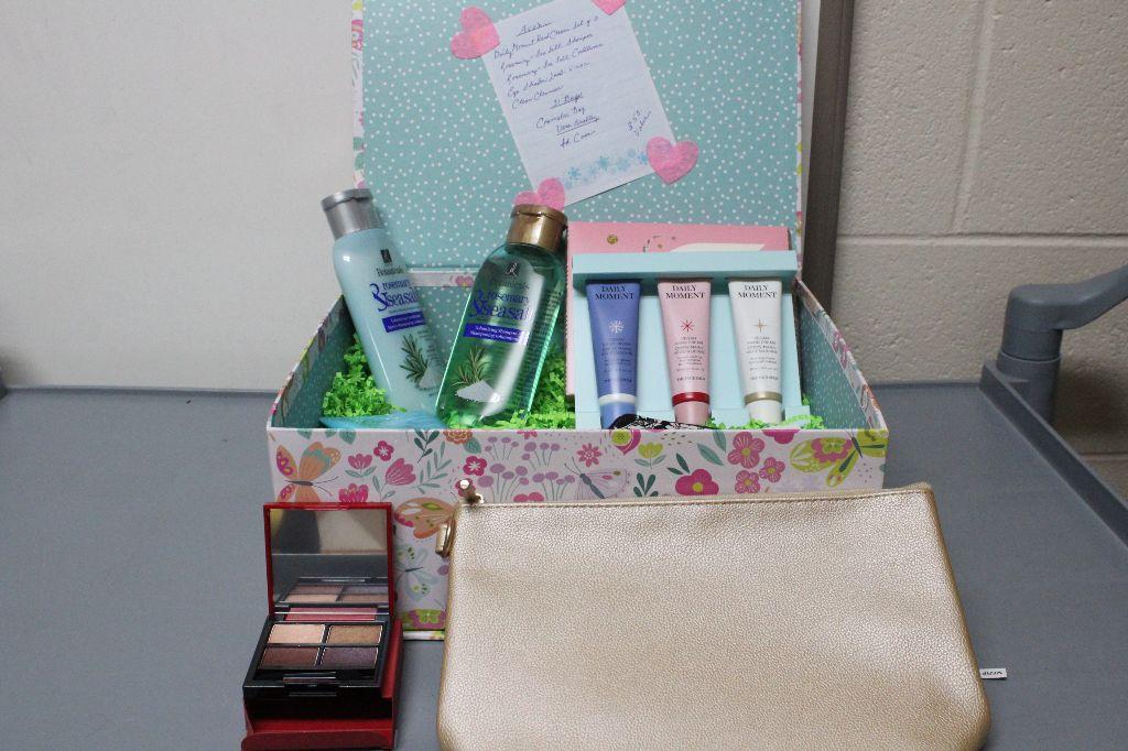 Avon, Thirty-One & Vera Bradley