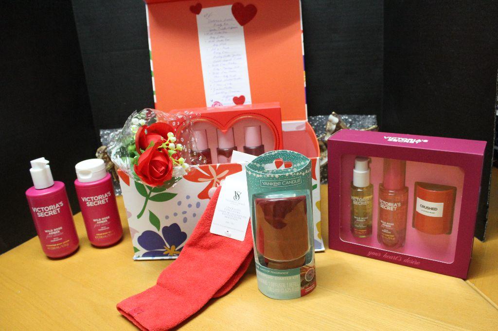 Victoria's Secret Beauty Box/Yankee Candle