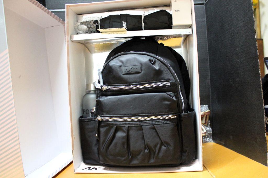 Anne Klein Travel Set