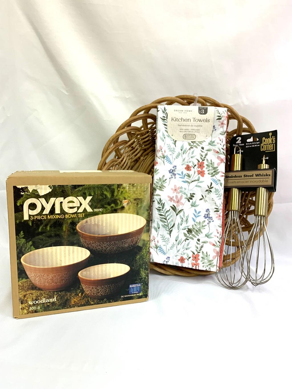 Vintage 1970's ''Woodlands'' Pyrex 3-Piece Bowl Set ...