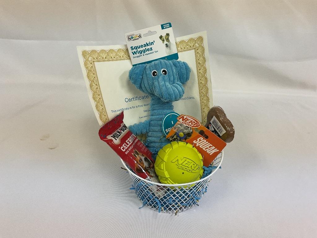 Lakeway Animal Basket with Certificate for a Free Ex...