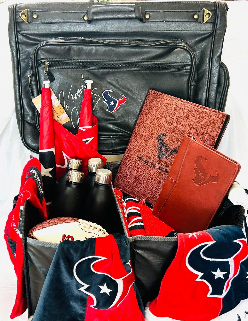 Gary Kubiak Autographed Leather Texans Garment Bag &...