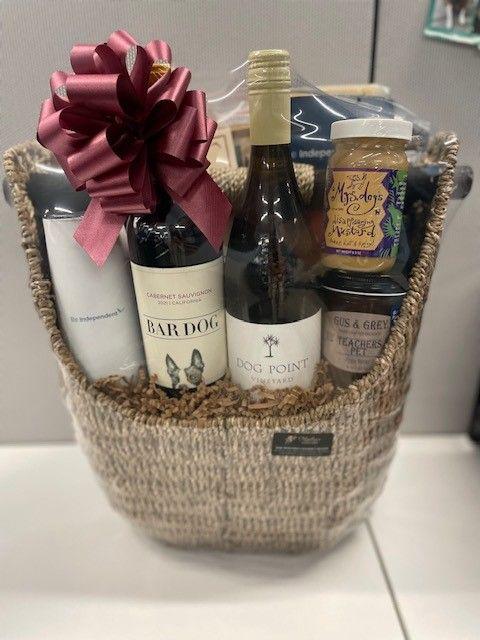 Martha's Vineyard Gift Basket